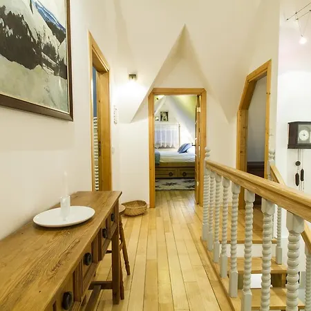 Udanypobyt Apartament 5 Gruszek Апартаменты *